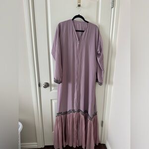 Light purple/ mauve abaya